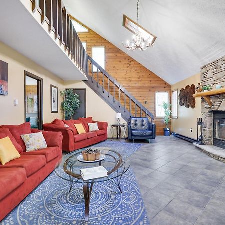Chalet Renovated Near Casino, Camelback , Kalahari 4Bdrms Firepit Hot Tub Game Room Tobyhanna ภายนอก รูปภาพ