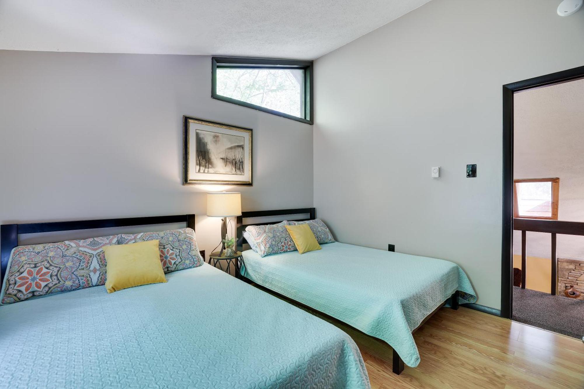 Chalet Renovated Near Casino, Camelback , Kalahari 4Bdrms Firepit Hot Tub Game Room Tobyhanna ภายนอก รูปภาพ