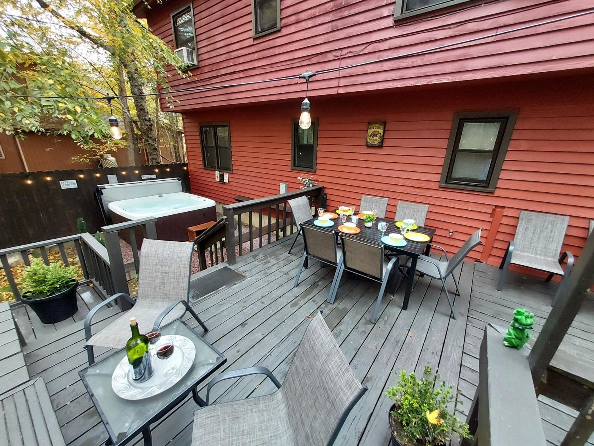 Chalet Renovated Near Casino, Camelback , Kalahari 4Bdrms Firepit Hot Tub Game Room Tobyhanna ภายนอก รูปภาพ